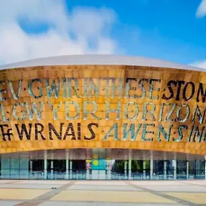 https://city-apartment-rooms.cardiffhotelswales.com