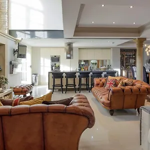 https://villa-old-chapel-house.yorkshirehotels.net